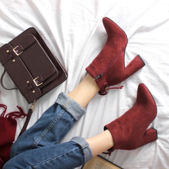 "Vixen of the Night" (Merlot)(CLOSING CLOSET SALE) - Picture 3 of 6